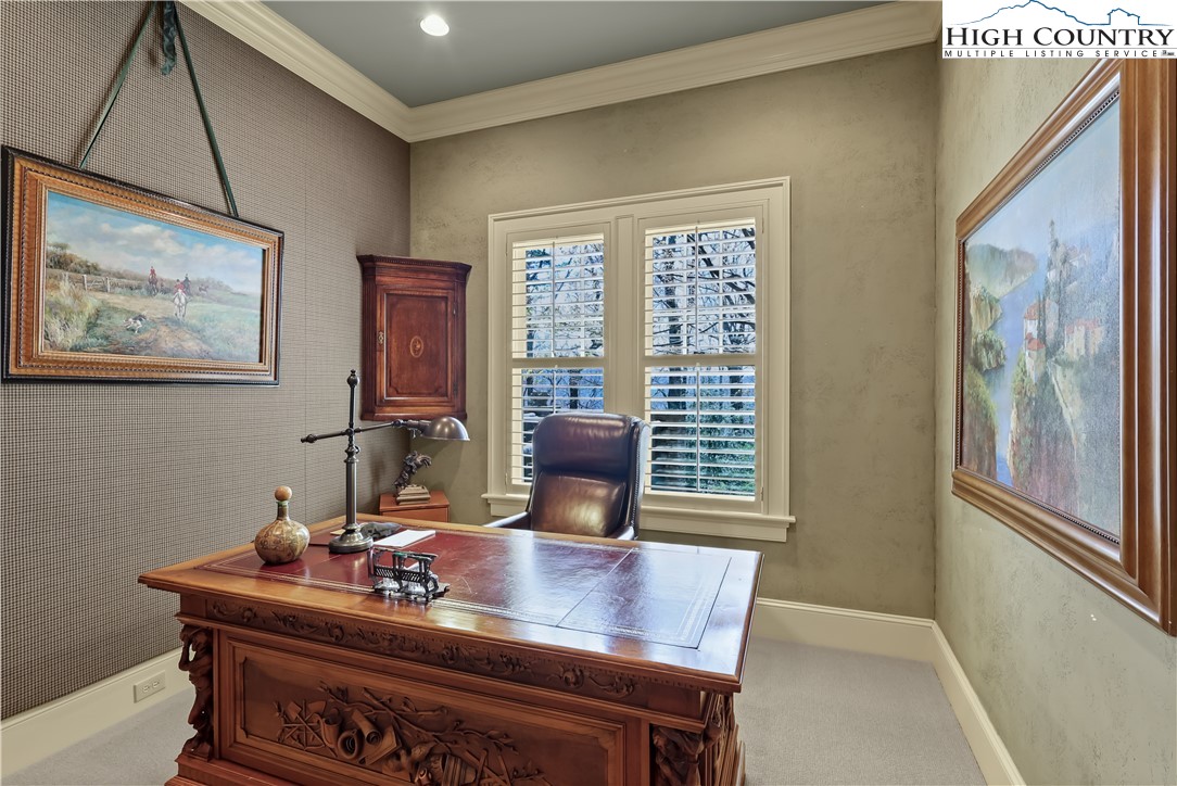 Blowing Rock, North Carolina 28605, United States, 5 Bedrooms Bedrooms, ,7 BathroomsBathrooms,Residential,Active,130011