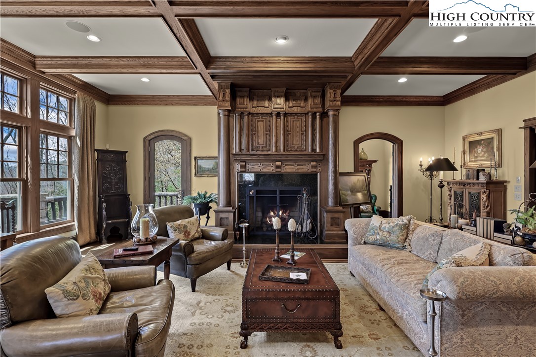 Blowing Rock, North Carolina 28605, United States, 5 Bedrooms Bedrooms, ,7 BathroomsBathrooms,Residential,Active,130011