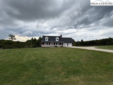 Photo of 11325 Glade Valley Road, Ennice, NC 28623 (MLS # 258373)