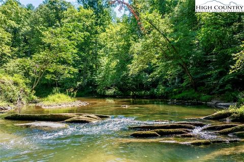 Photo of 3050 Old Johns River Road, Collettsville, NC 28611 (MLS # 257867)