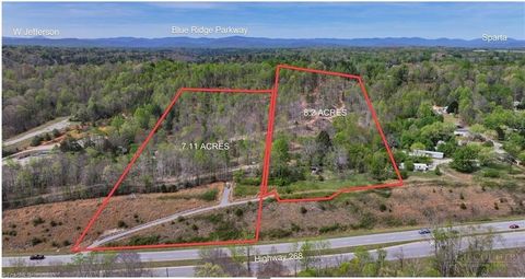 Photo of 161 Queen Drive, North Wilkesboro, NC 28659 (MLS # 261337)