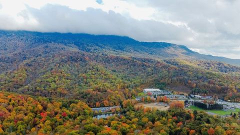 Photo of Lot 35 Tynecastle Drive, Banner Elk, NC 28604 (MLS # 261769)