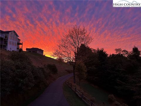 Photo of 110 Sorrento Slopes Drive, Boone, NC 28607 (MLS # 256074)