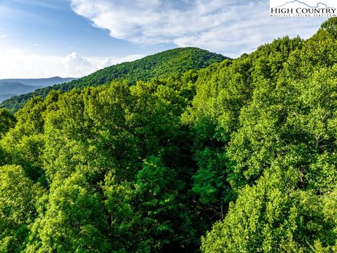 Photo of Lot 32 Rich Mountain Estates, Zionville, NC 28698 (MLS # 239118)