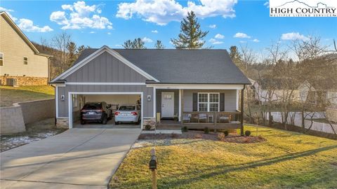Photo of 165 W Evergreen Street, West Jefferson, NC 28694 (MLS # 259467)