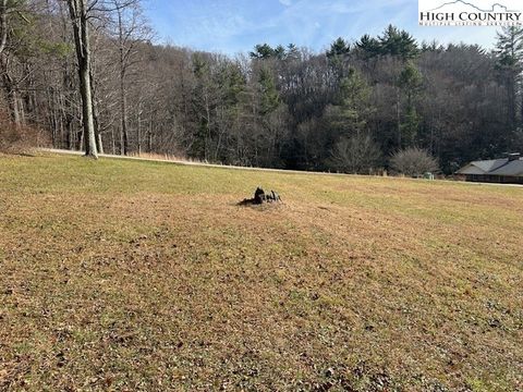 Photo of TBD Pineview Drive, Boone, NC 28607 (MLS # 259241)