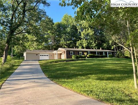 Photo of 2130 Vashti Road, Taylorsville, NC 28681 (MLS # 257181)
