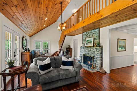 Photo of 351 Old Bark, Boone, NC 28607 (MLS # 262427)