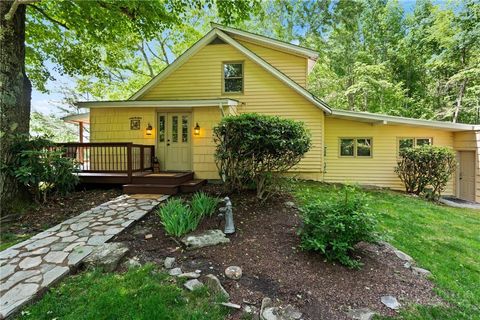 Photo of 351 Old Bark, Boone, NC 28607 (MLS # 262427)