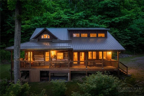 Photo of 1260 Fork Ridge Road, Zionville, NC 28698 (MLS # 262413)
