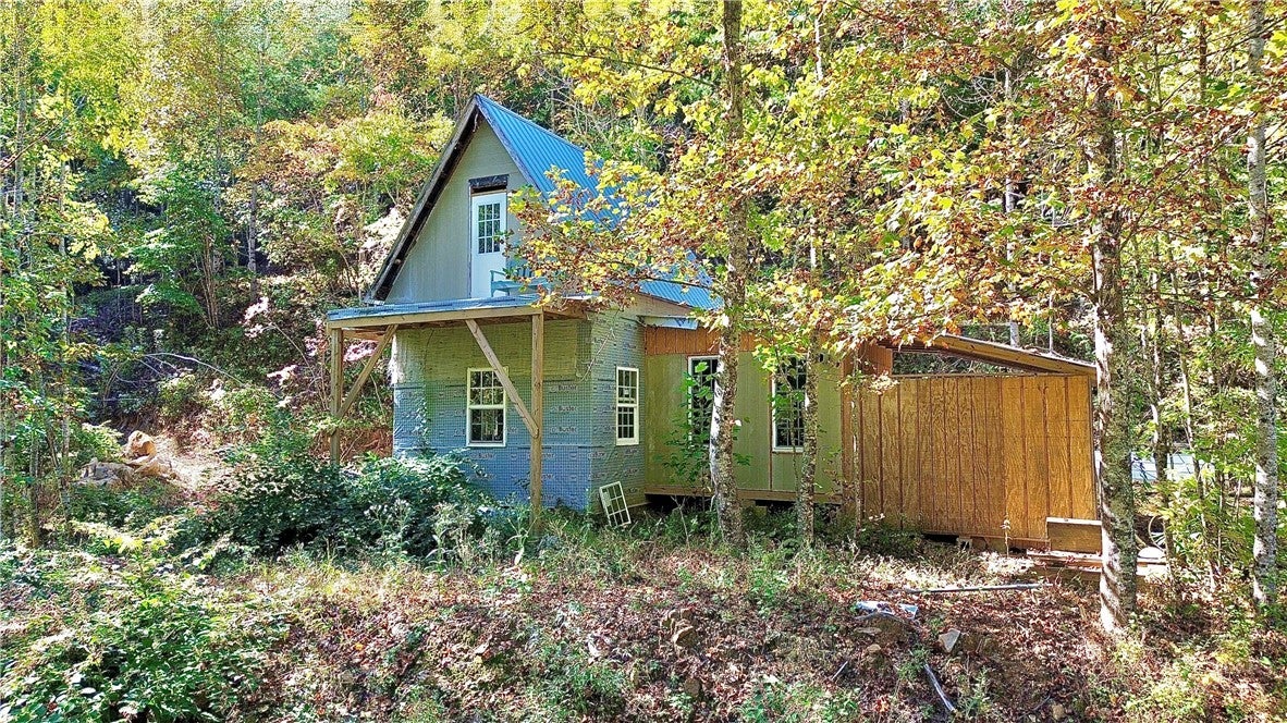175 Dallas Watson Lane