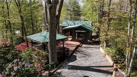 Photo of 53 Azalea Lane, Newland, NC 28657 (MLS # 261024)