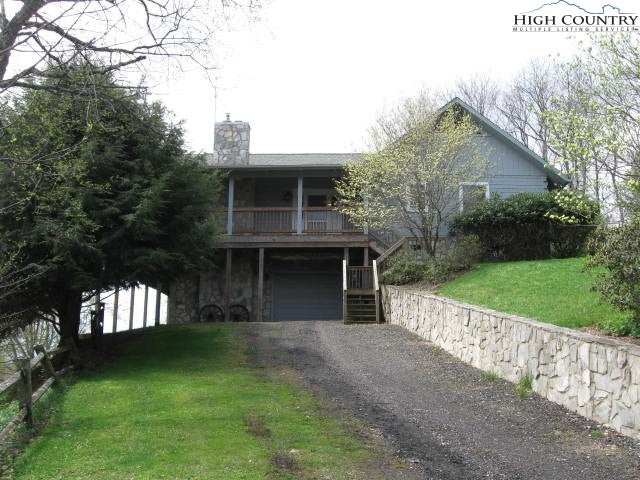 979 Wagon Road