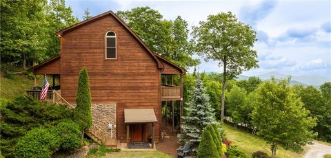 Photo of 359 Running Deer Trail, Boone, NC 28607 (MLS # 261911)