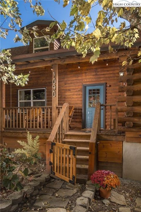 Photo of 1090 Horse Bottom Road, Banner Elk, NC 28604 (MLS # 257882)