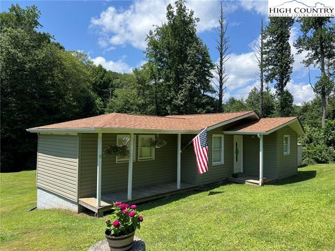 Photo of 2725 Nc-194 Highway, Boone, NC 28607 (MLS # 251430)