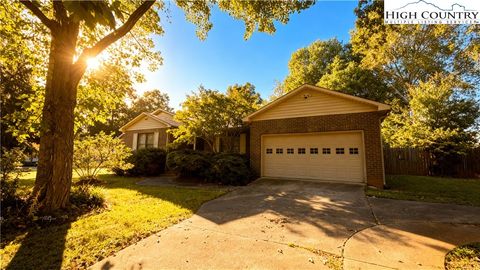 Photo of 5216 Bethel Church Road, Hickory, NC 28602 (MLS # 257480)
