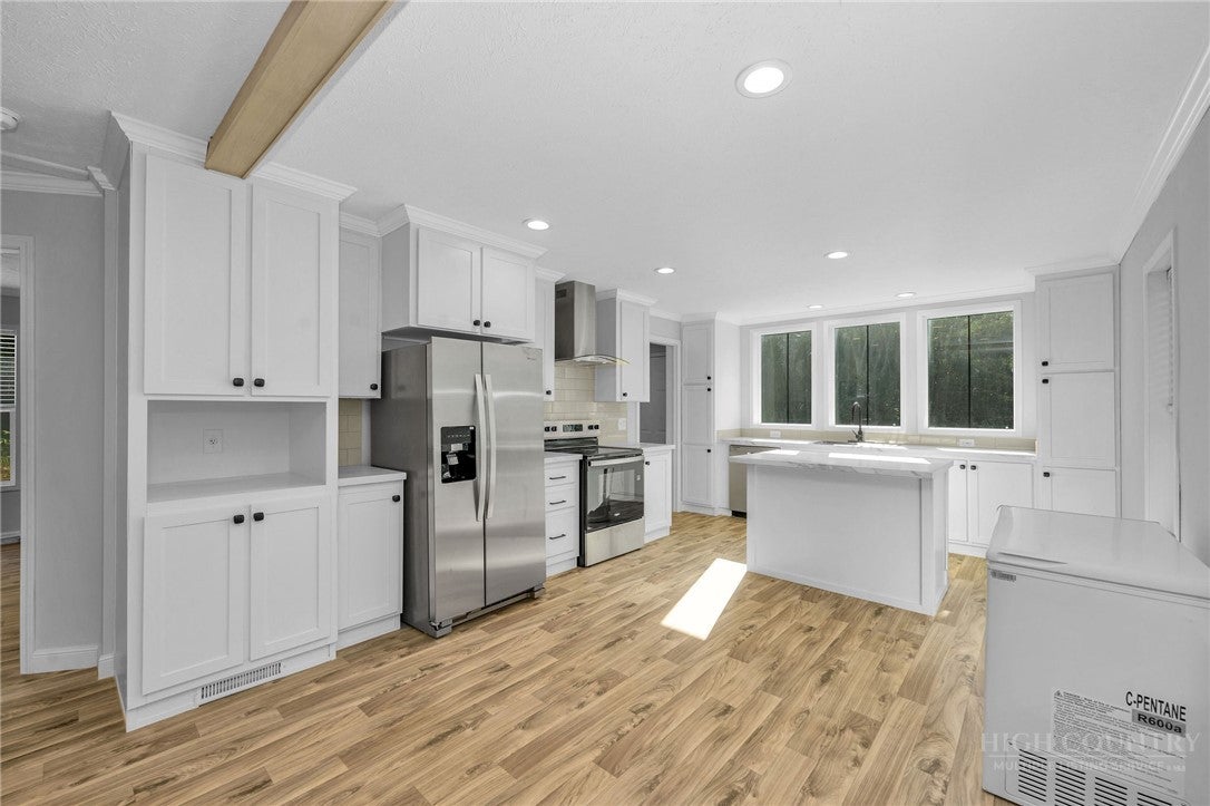 4228 Feather Pond Drive