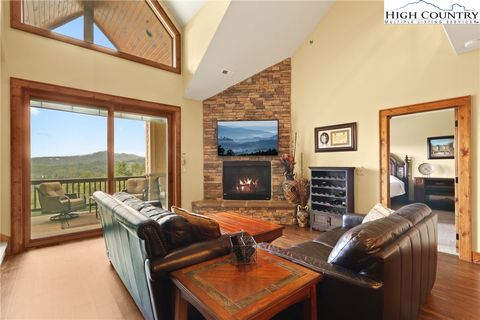 Photo of 552 Penny Lane #2B, Banner Elk, NC 28604 (MLS # 257101)
