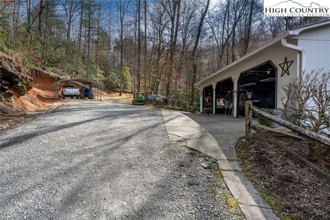 A home in Lenoir