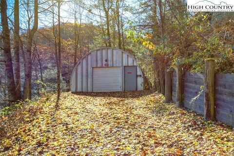 Photo of 127 Edna Street, Boone, NC 28607 (MLS # 248181)