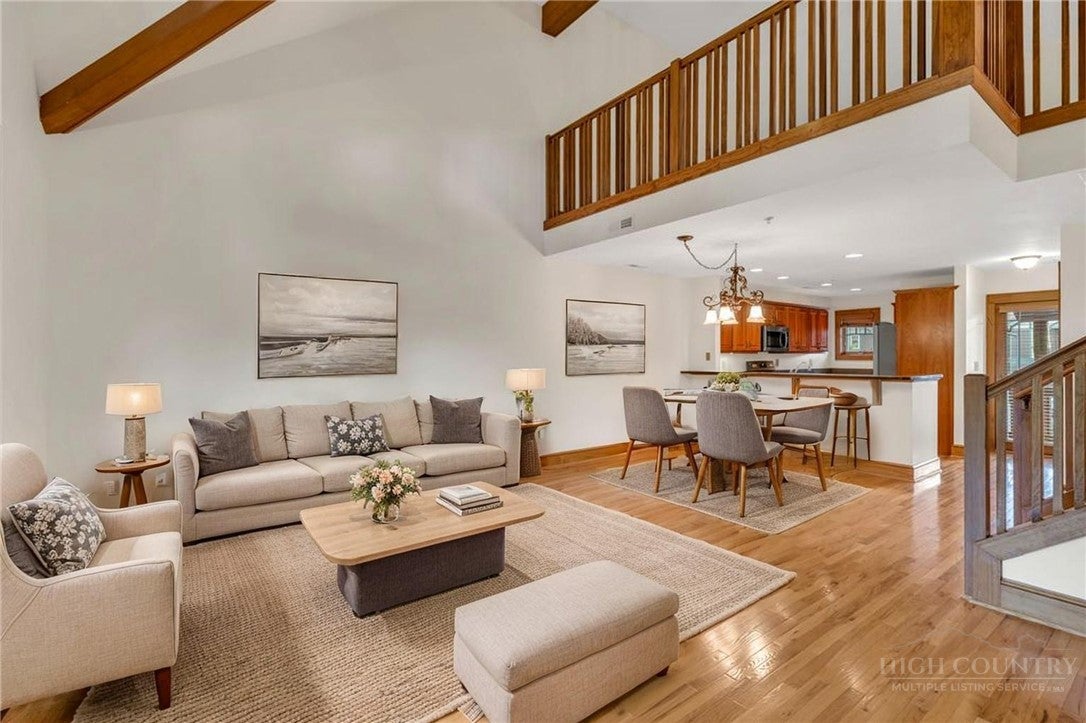 565 Peaceful Haven Drive M-3