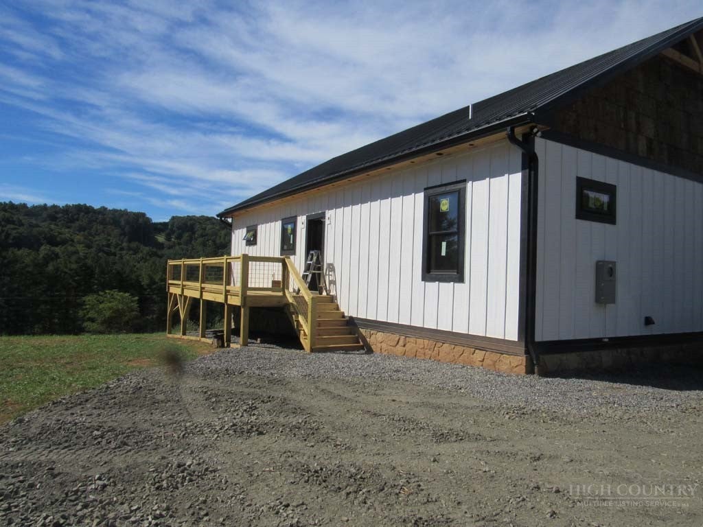 286 Cora Lane