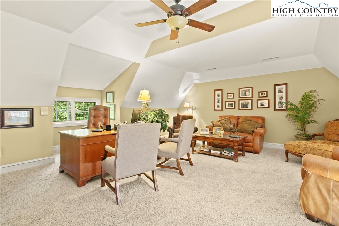 Boone, North Carolina 28607, United States, 4 Bedrooms Bedrooms, ,6 BathroomsBathrooms,Residential,Active,118334