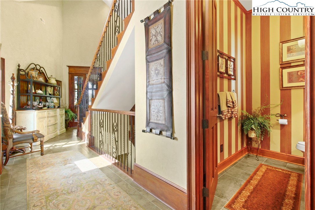 Boone, North Carolina 28607, United States, 4 Bedrooms Bedrooms, ,6 BathroomsBathrooms,Residential,Active,118334