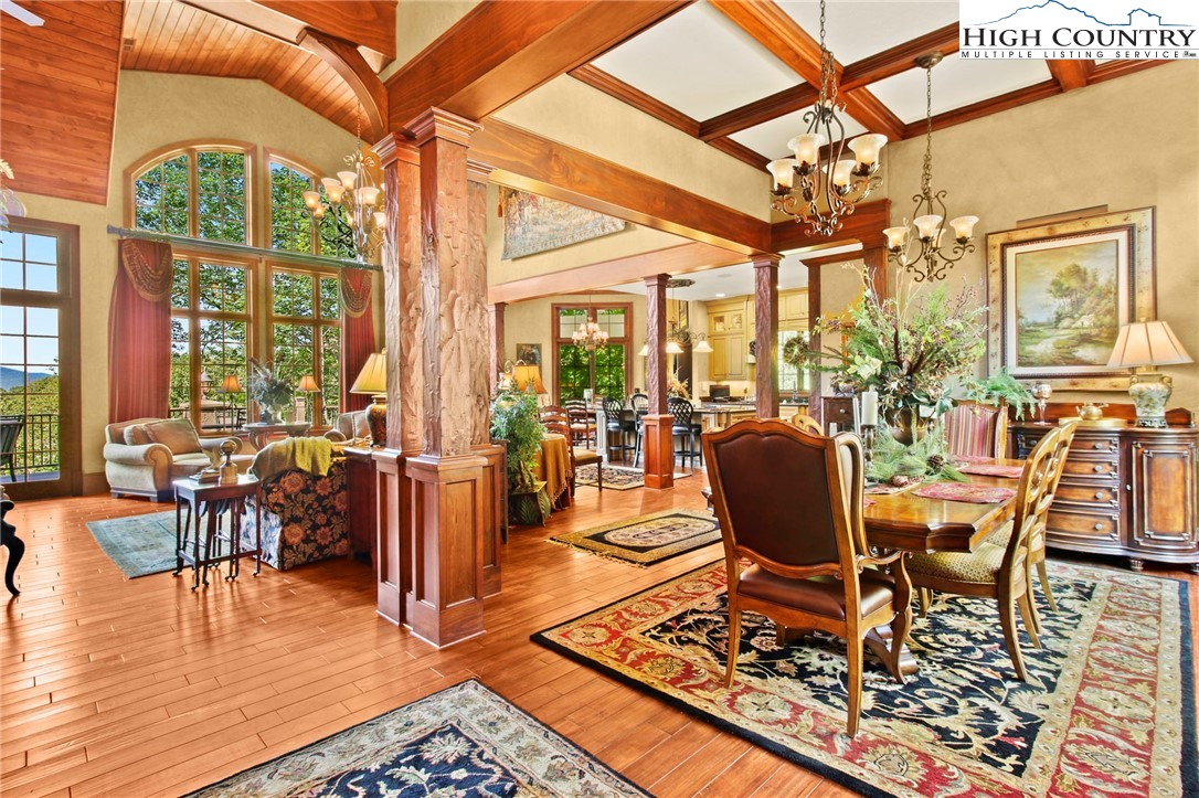 Boone, North Carolina 28607, United States, 4 Bedrooms Bedrooms, ,6 BathroomsBathrooms,Residential,Active,118334