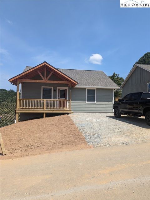 Photo of 144 Ava Way #95, Boone, NC 28607 (MLS # 251742)