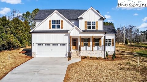 Photo of 303 Country Club Drive, Stoneville, NC 27048 (MLS # 259924)