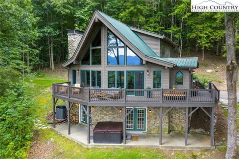Photo of 309 Grande Oaks Drive, Todd, NC 28684 (MLS # 257421)