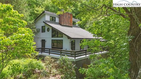Photo of 302 Walter Godbey Road, West Jefferson, NC 28694 (MLS # 257942)