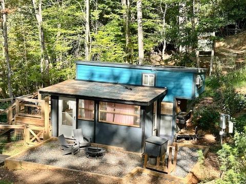 Photo of 241 Mountain Shadows Road, Jefferson, NC 28640 (MLS # 261708)