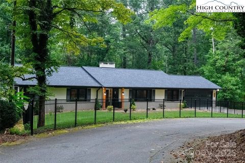 Photo of 108 SW Maehill Place, Lenoir, NC 28645 (MLS # 259586)