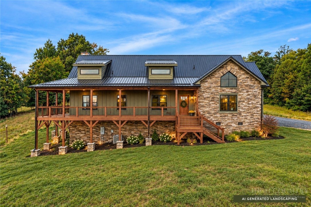 16992 W US Hwy 421