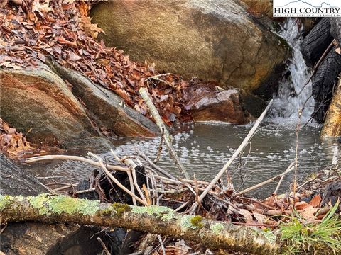 Photo of Lots 39 and 40 Snow Ridge Road, Banner Elk, NC 28604 (MLS # 260313)