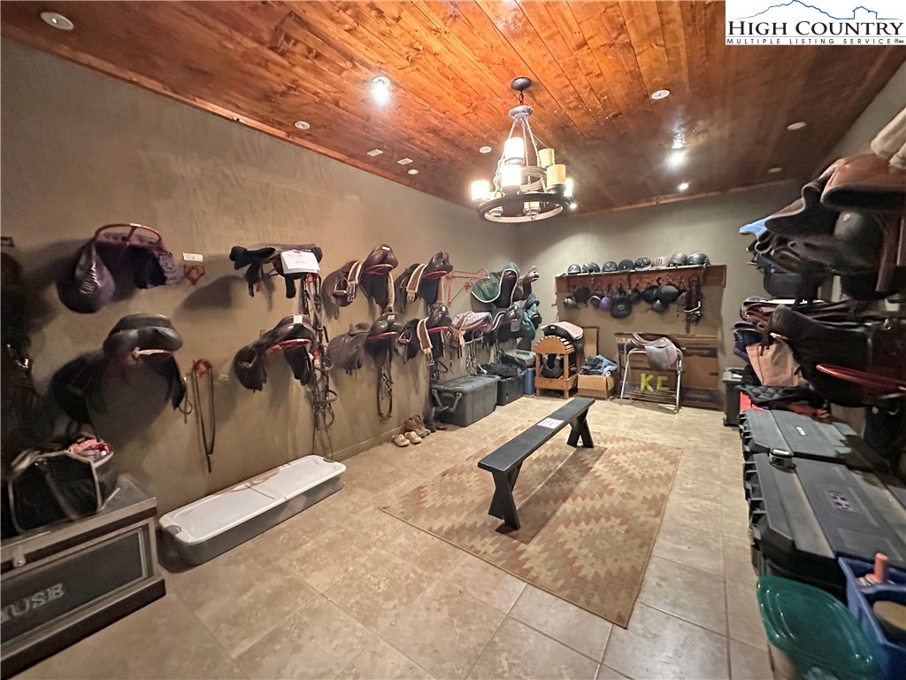 Boone, North Carolina 28607, United States, ,Commercial,Active,257336