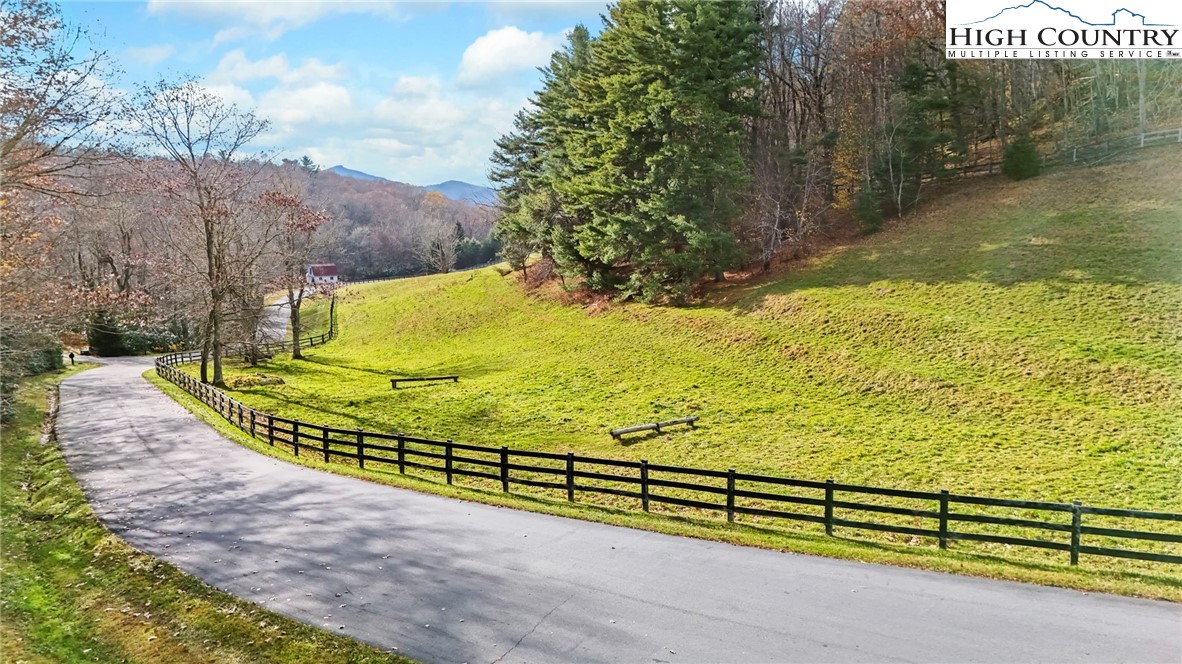 Boone, North Carolina 28607, United States, ,Commercial,Active,257336