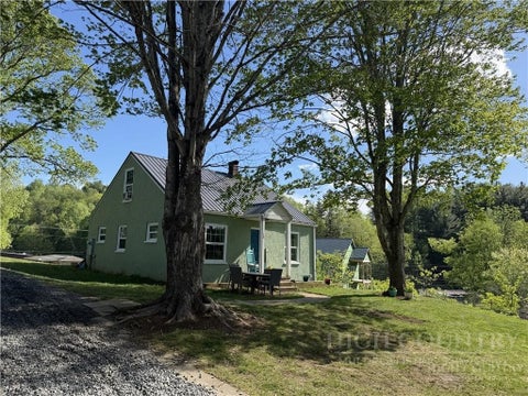 Photo of 130 Bluegrass Drive, West Jefferson, NC 28694 (MLS # 264028)