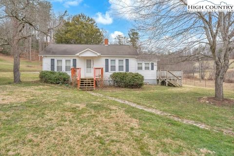 Photo of 178 John Shell Road, Sugar Grove, NC 28679 (MLS # 260204)