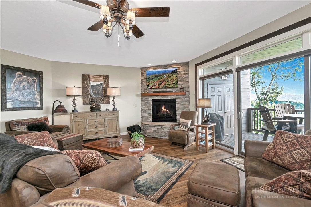 269 Pleasant View 7D