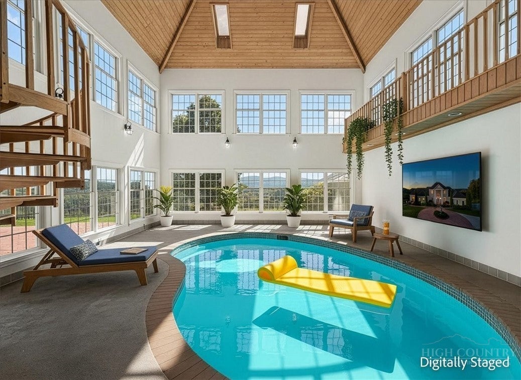 755 Grandview Drive