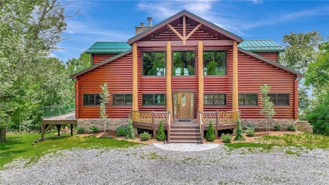 Photo of 1501 Beech Mountain Parkway, Banner Elk, NC 28604 (MLS # 263453)