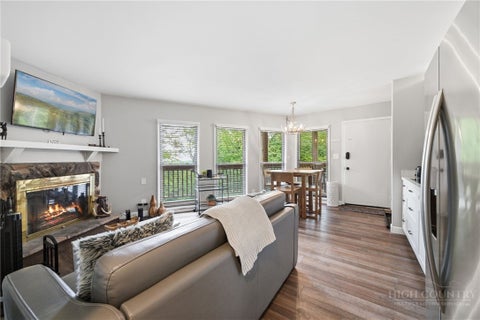 Photo of 107 Beechwood Lane #C7, Beech Mountain, NC 28604 (MLS # 264046)