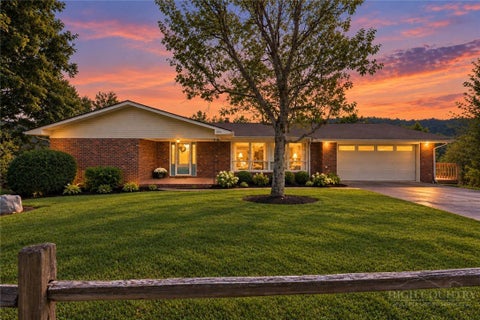 Photo of 304 Evergreen. Lane, Boone, NC 28607 (MLS # 264105)