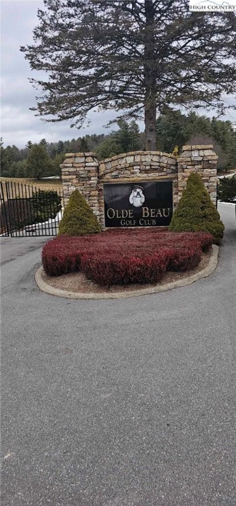 Photo of 40 Club Villa Drive #505, Roaring Gap, NC 28668 (MLS # 253389)