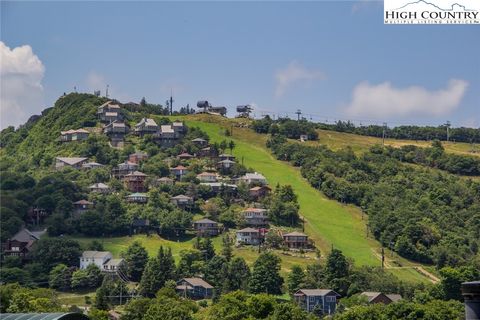 A home in Beech Mountain