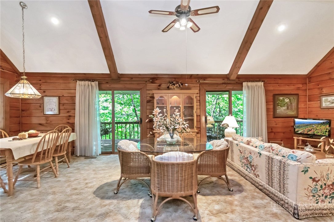 325 Grandview Drive